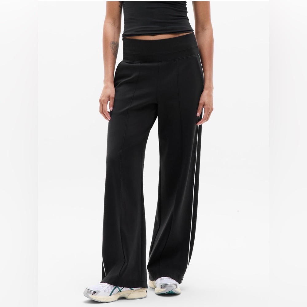 NWT Venice Wide Leg Pant Athleta in size small petite
